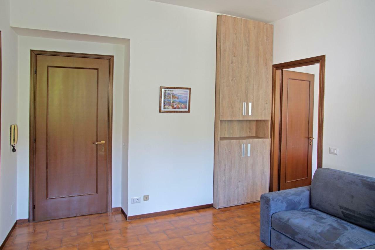 La Pineta Appartement Stresa Buitenkant foto